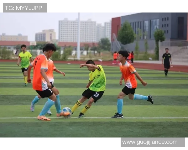 Keur足球：探索这项运动如何改变社区和促进团结的力量