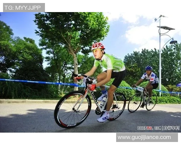 上海足球队在耐力排行榜中荣登第三名展现出强大体能与拼搏精神