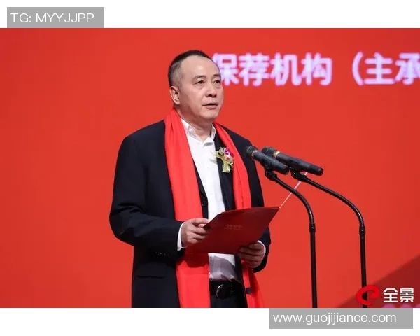 专访篮球教练杨伟揭秘成功背后的秘密与成长之路