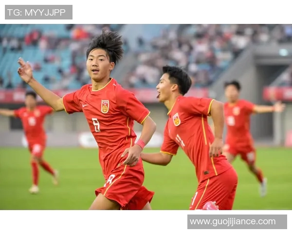 中国U16女子足球队奋勇拼搏力争在国际赛场上取得佳绩