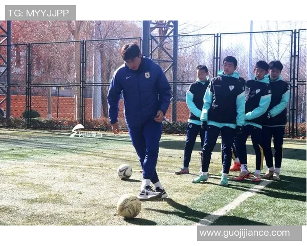 丹竹足球:传承与创新的结合,助力青少年成长与梦想实现 丹竹足球:传承与创新的结合,助力青少年成长与梦想实现